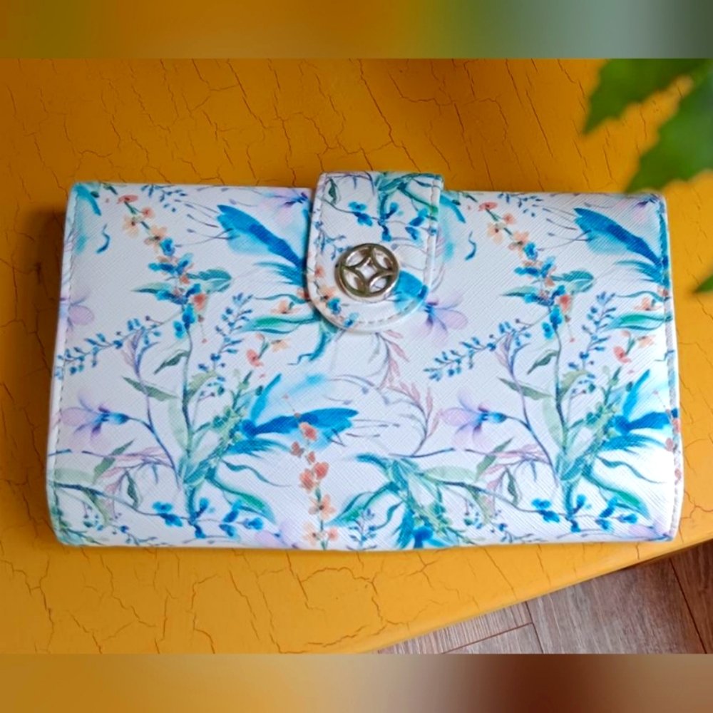Floral wallet wristlet clutch purse